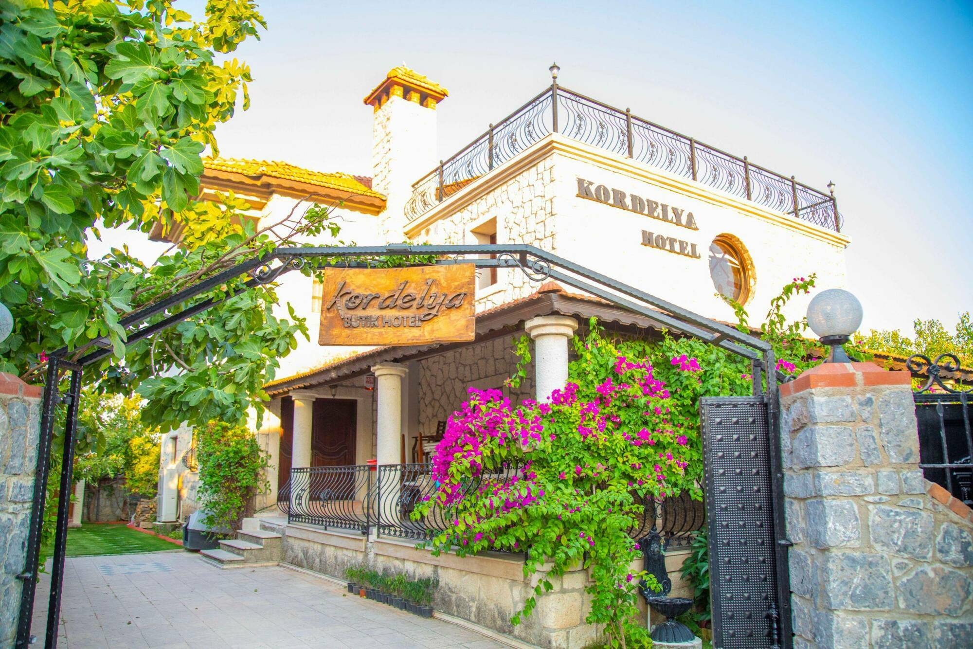 Kordelya Hotel Алачати Экстерьер фото