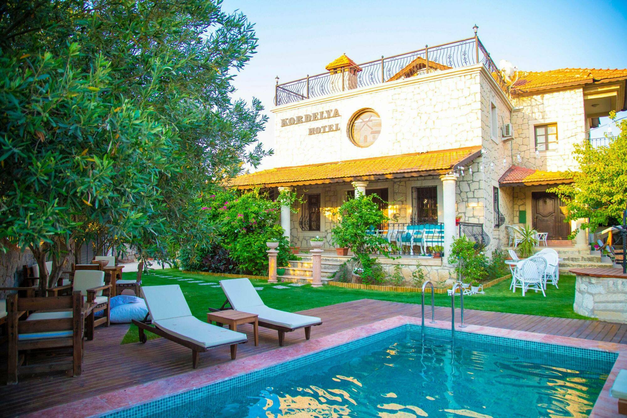 Kordelya Hotel Алачати Экстерьер фото